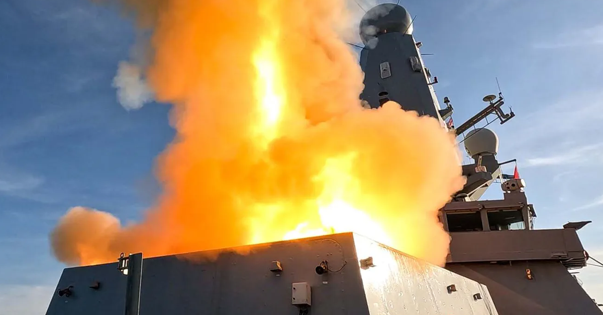 sea-viper-firing-aboard-warship Sea Viper missile defense system
